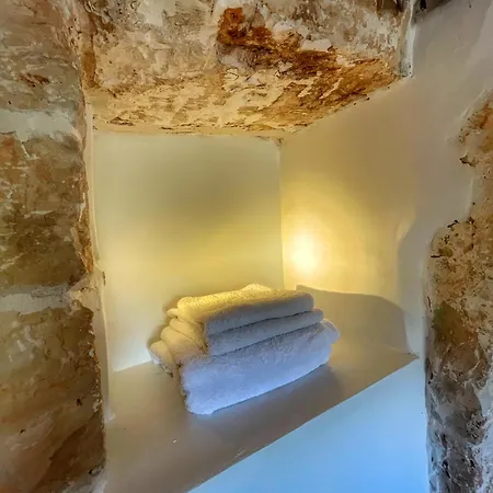 Oda ve Kahvaltı Trullideserio San Michele Salentino