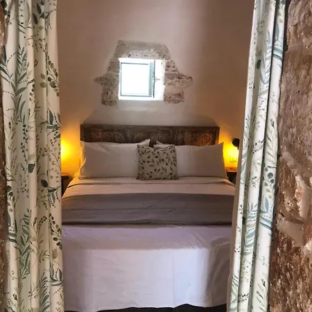 Trullideserio Bed & Breakfast