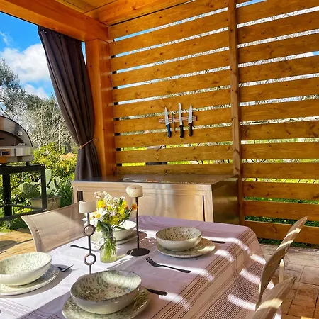Trullideserio Bed & Breakfast *