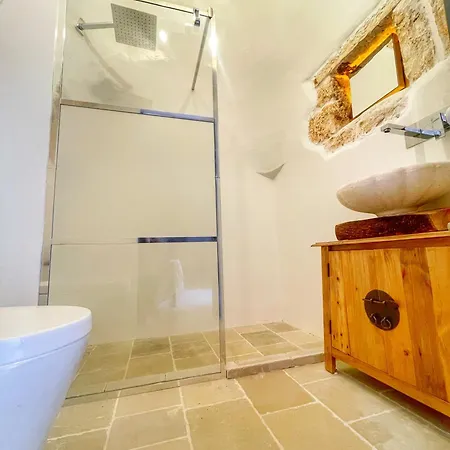 Trullideserio Bed & Breakfast